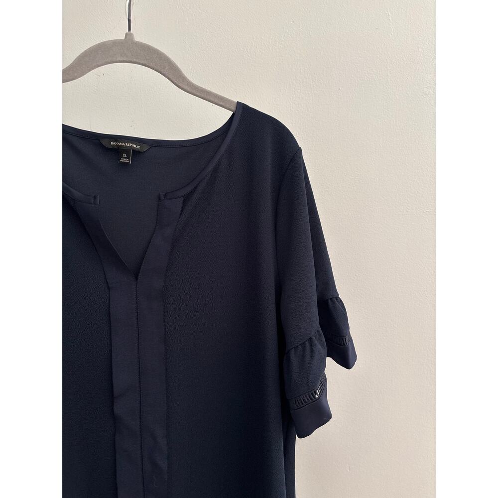 Banana Republic XL Navy Blue Blouse Split Neck Ruffle Sleeve Office Career Top - Picture 5 of 12